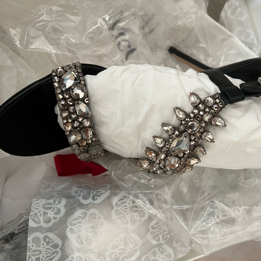 Alexander McQueen Crystal-Embellished High-Heel Sandals - Picture 10 of 11